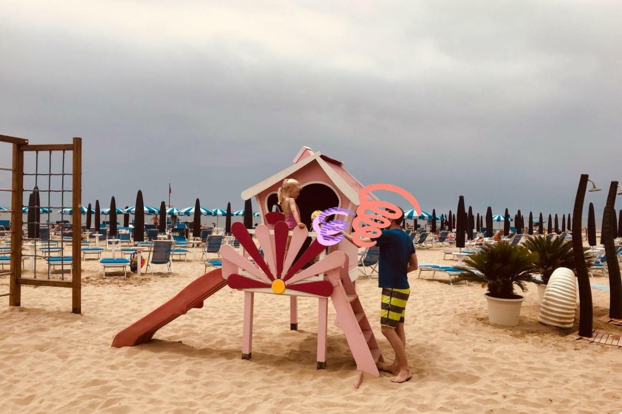 Sea Beach Relax Tirrenia Zewnętrze zdjęcie