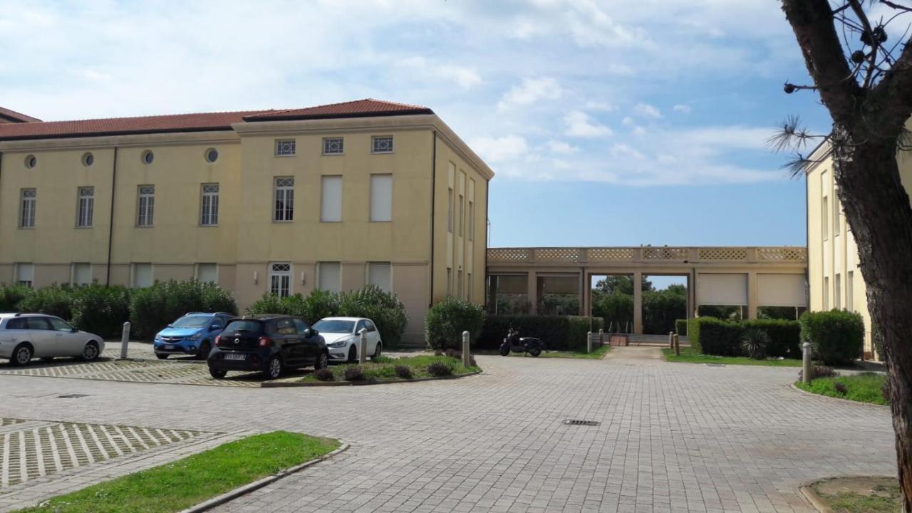 Sea Beach Relax Tirrenia Zewnętrze zdjęcie